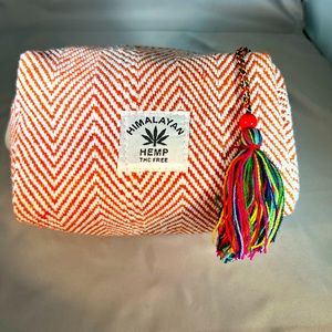 NWT Himalayan Hemp THC Free Make Up Bag. Woven Fabric, Colorful Zipper Pull.